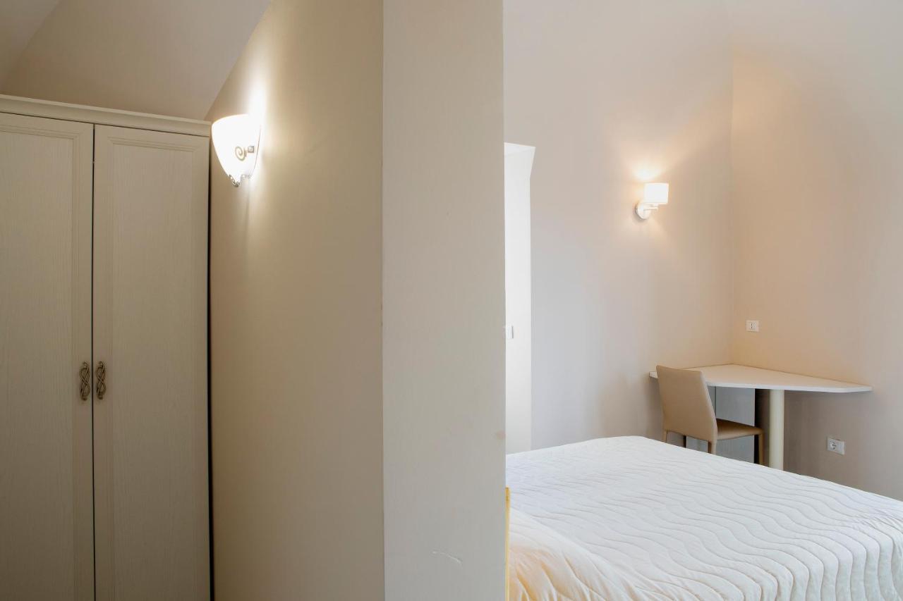 Residenza Cappelli - Affittacamere San Demetrio ne' Vestini Bagian luar foto