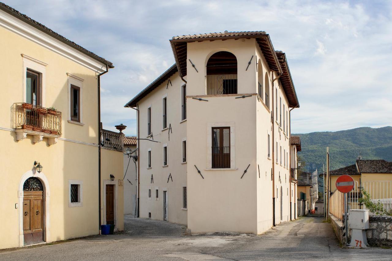 Residenza Cappelli - Affittacamere San Demetrio ne' Vestini Bagian luar foto